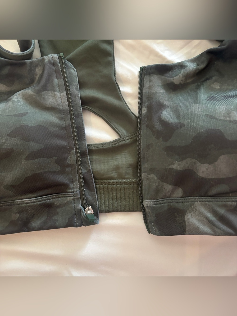 TEK GEAR Camo Front Zip Sports Bra - Picture 9 of 9